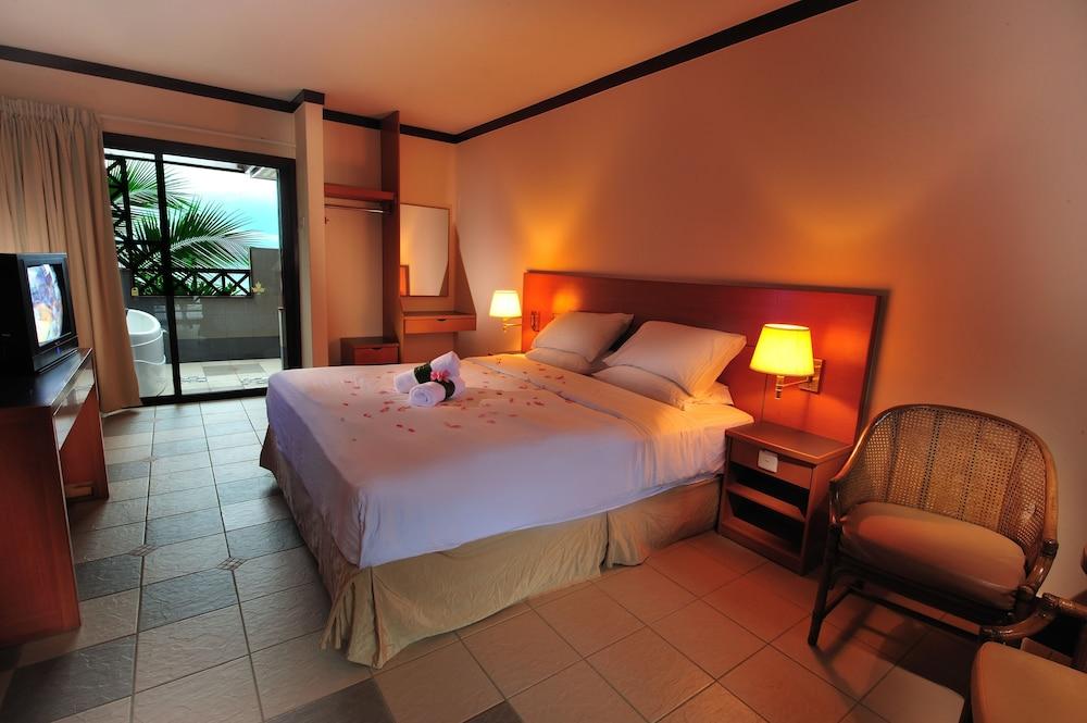 Paya Beach Spa & Dive Resort Kampung Genting Exterior foto